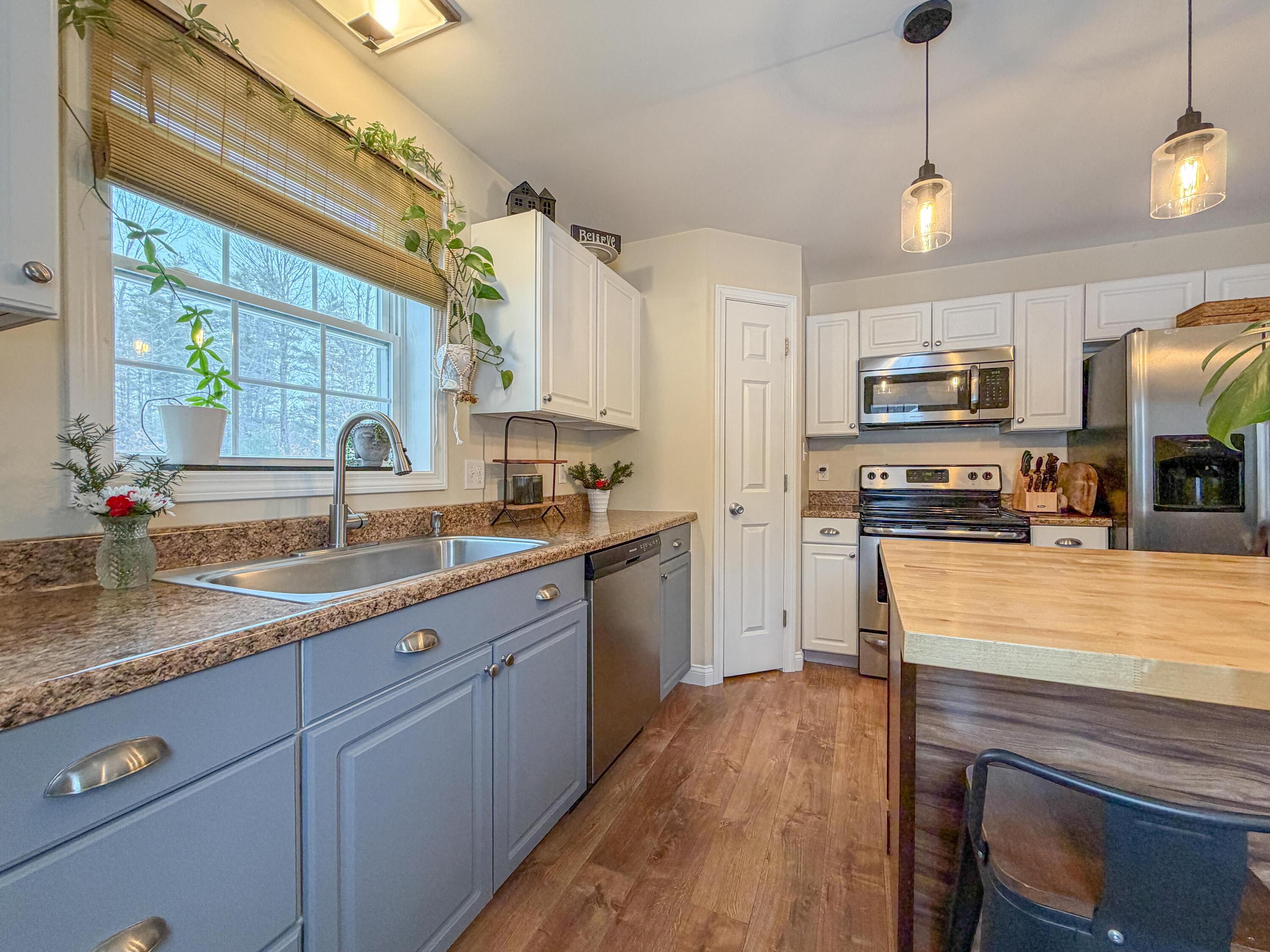 446 Doles Ridge Road Limerick, ME 04048 - Photo 12 of 45 446 Doles Ridge Rd Limerick -14