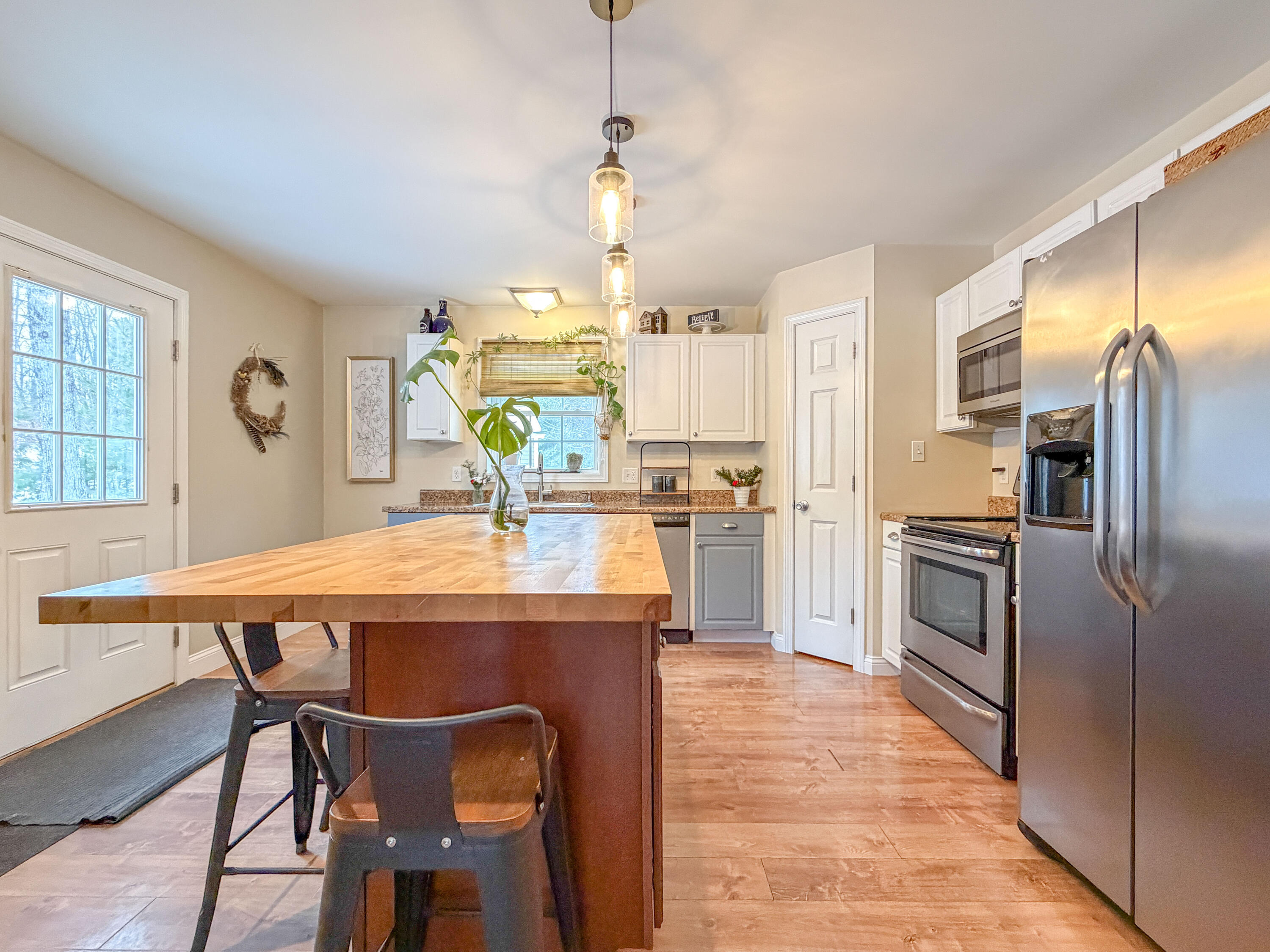 446 Doles Ridge Road Limerick, ME 04048 - Photo 16 of 45 446 Doles Ridge Rd Limerick -19