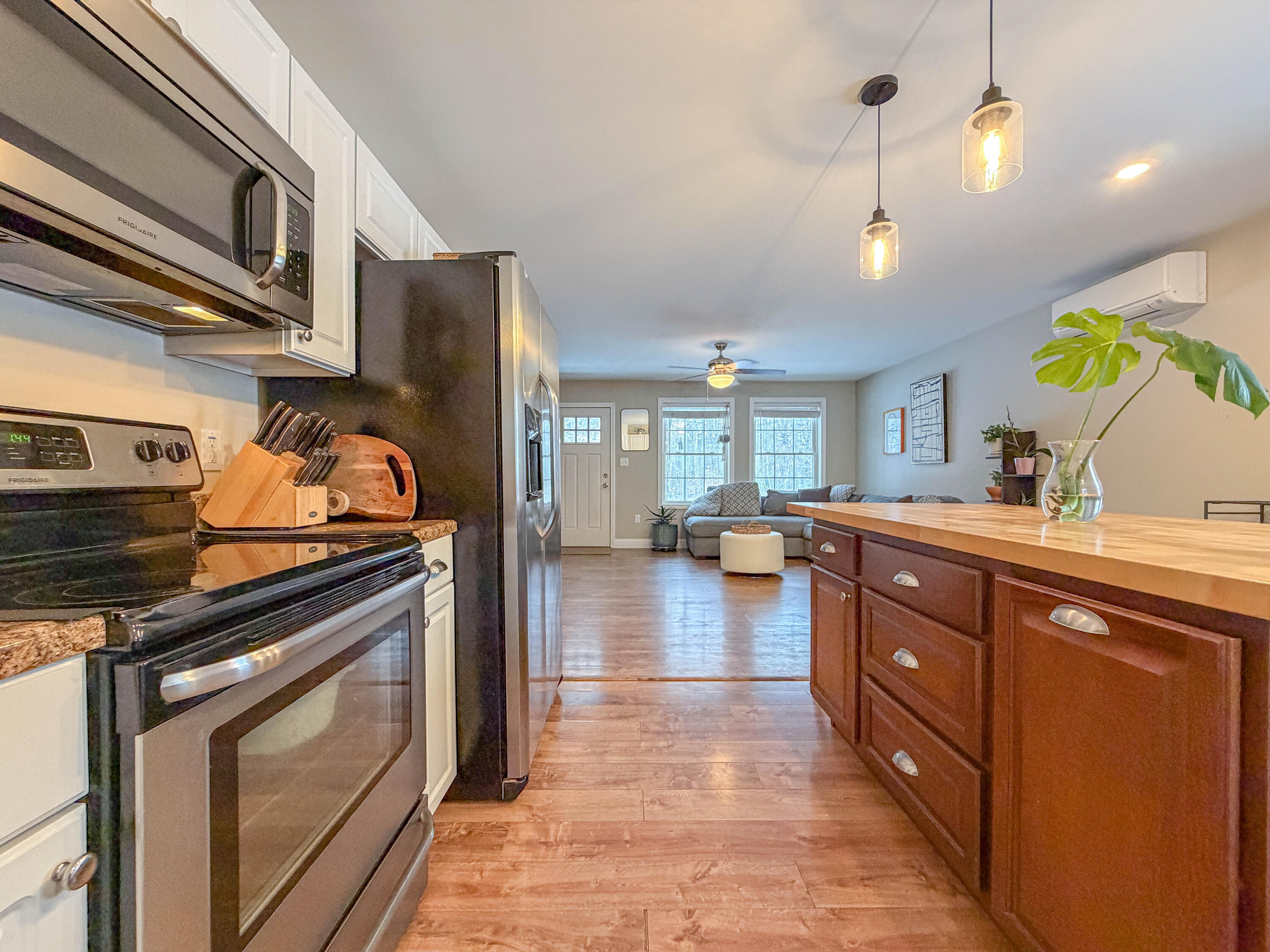 446 Doles Ridge Road Limerick, ME 04048 - Photo 17 of 45 446 Doles Ridge Rd Limerick -21