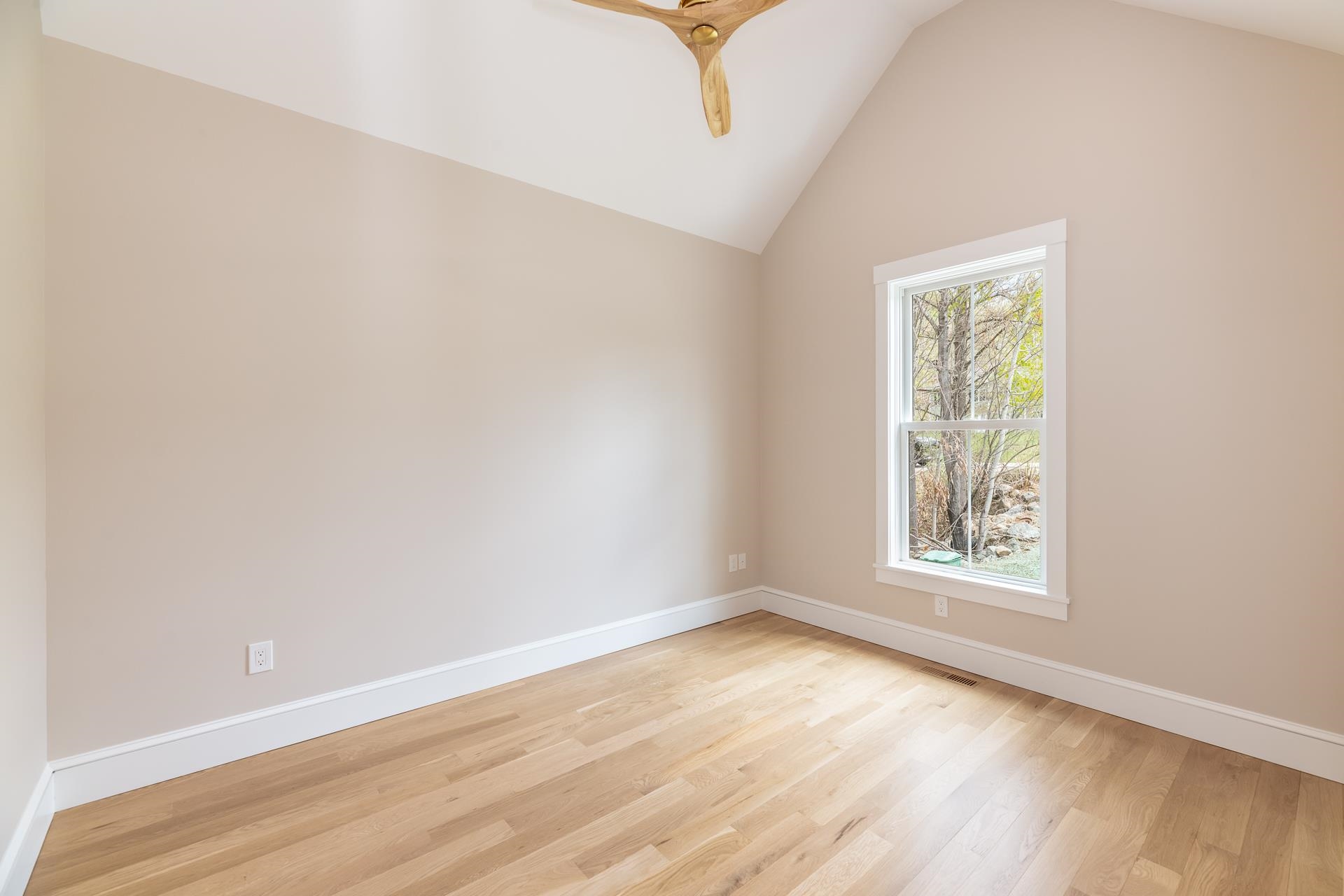 18 Solace Pointe Road Meredith, NH 03253 - Photo 22 of 49