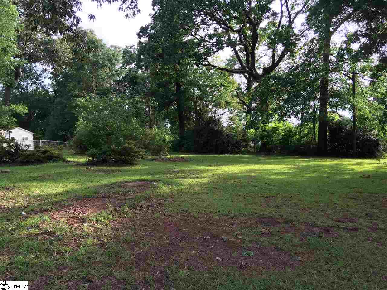 103 Quinn Road Wellford, SC 29385 - Photo 6 of 6 Gallery Image 6