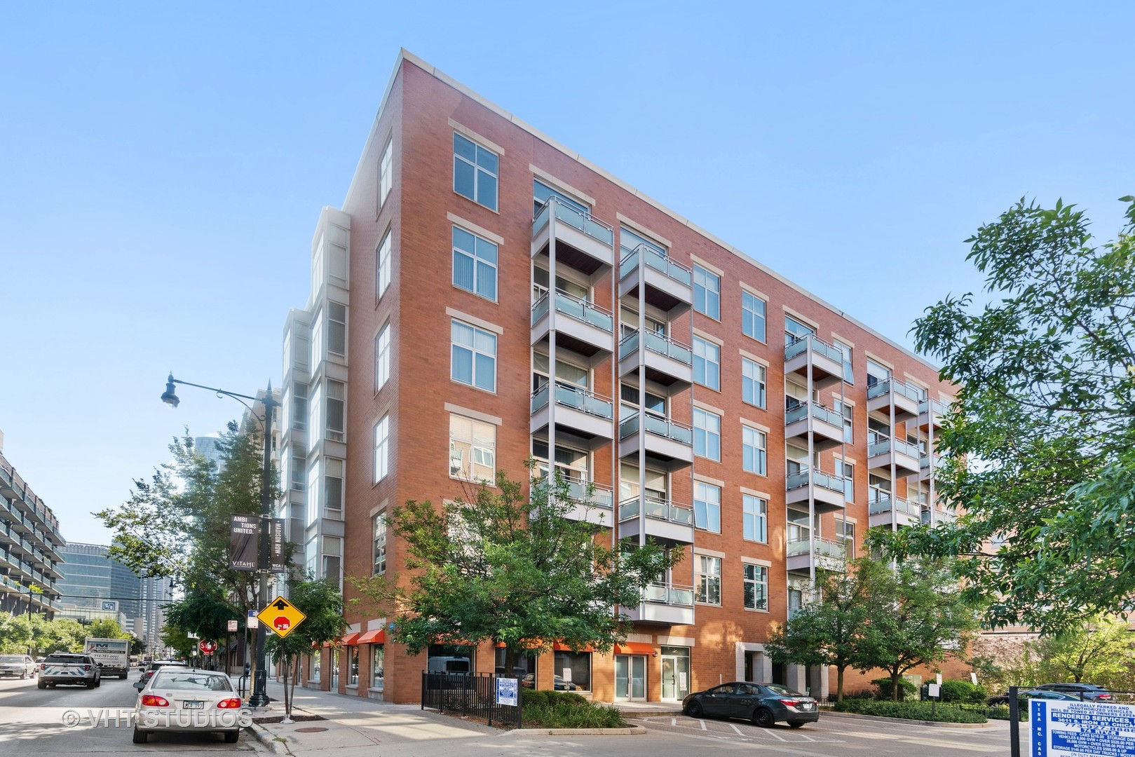 939 West Madison Street, Unit 503 Chicago, IL 60607 - Photo 1 of 23