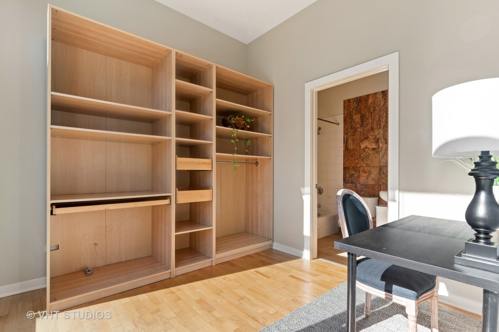 939 West Madison Street, Unit 503 Chicago, IL 60607 - Photo 12 of 23