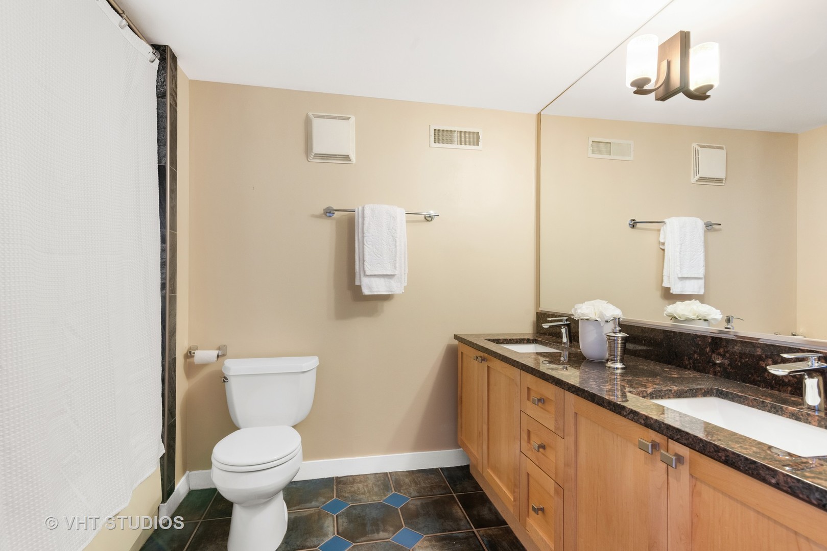 939 West Madison Street, Unit 503 Chicago, IL 60607 - Photo 18 of 23