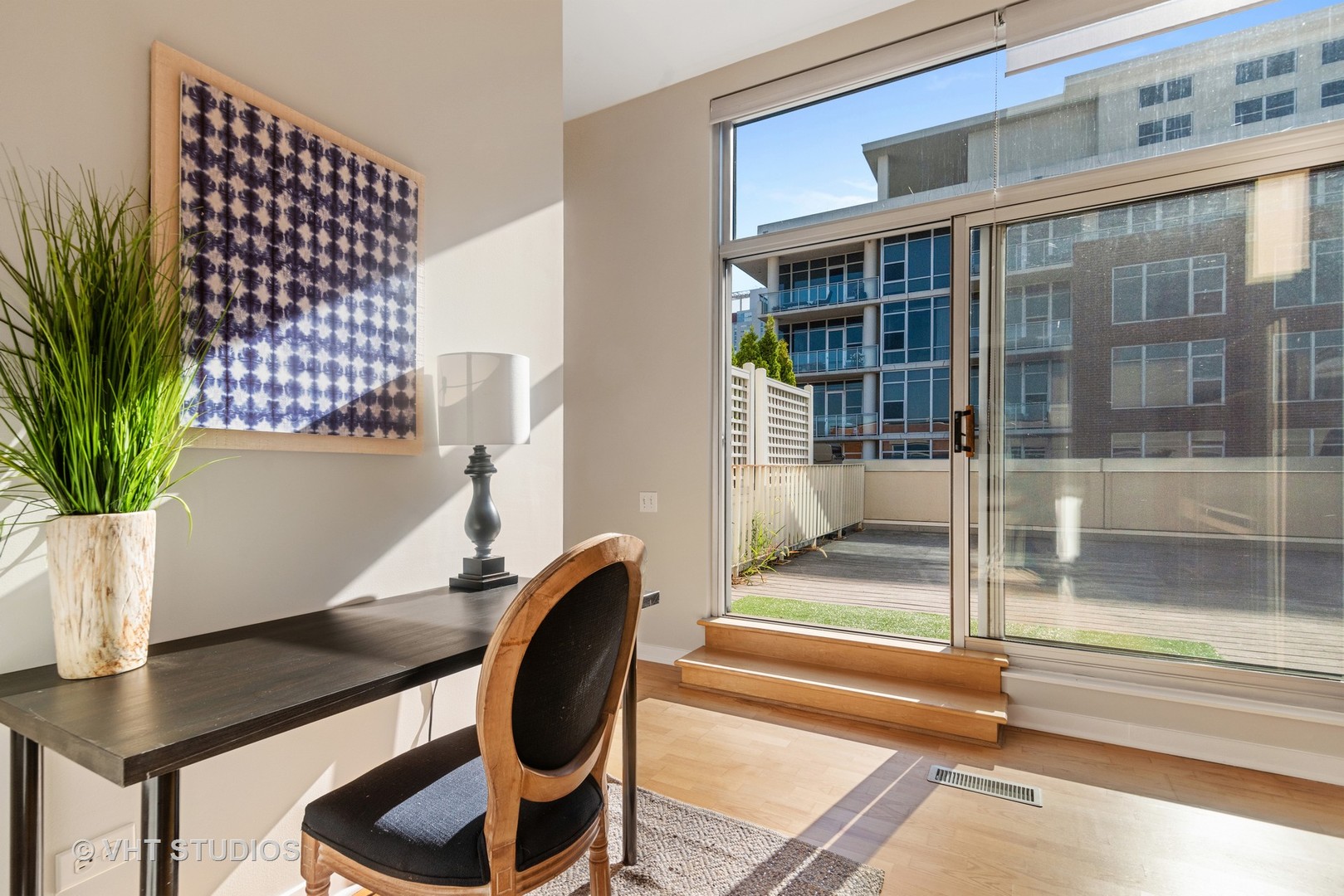 939 West Madison Street, Unit 503 Chicago, IL 60607 - Photo 10 of 23