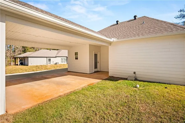 $290,000 | 318 Walker Gravel Pit, Dry Prong, LA 71423