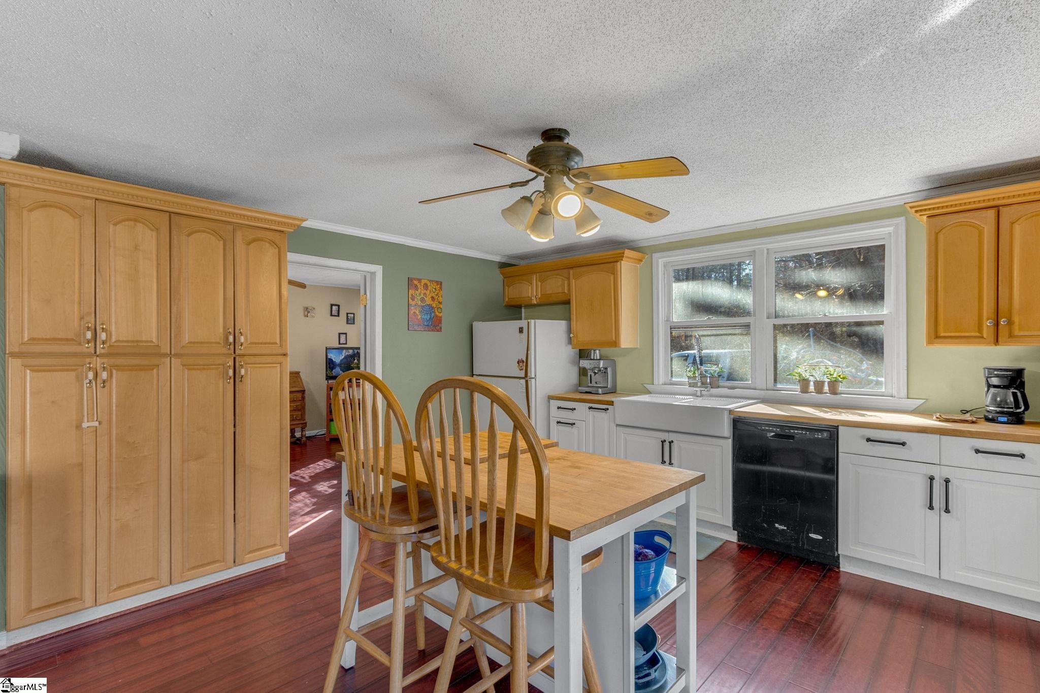 222 Cobb Bridge Road Westminster, SC 29693 - Photo 13 of 36 Gallery Image 13
