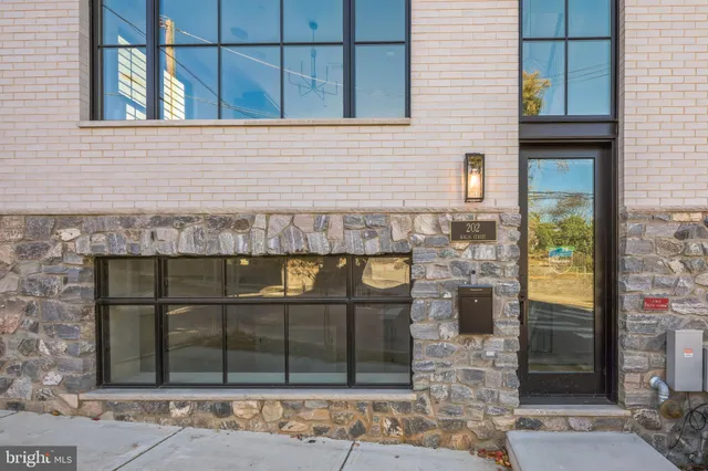 $1,299,000 | 202 Kalos Street, Philadelphia, PA 19128