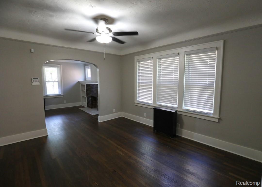 4834 Yorkshire Road Detroit, MI 48224 - Photo 6 of 19 6 - Dining Room A0338 (Copy).jpg