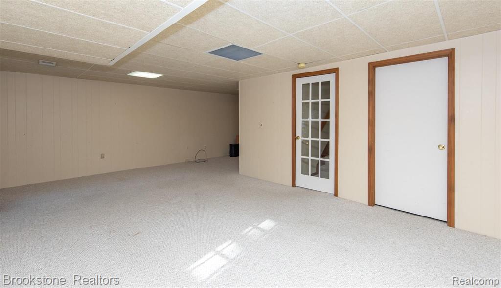 937 Ten Point Drive Rochester Hills, MI 48309 - Photo 37 of 40