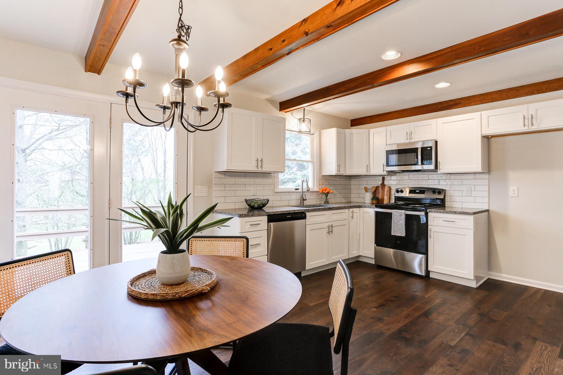 58 Foreman Road Elizabethtown, PA 17022 - Photo 11 of 31 a kitchen with a table and chairs in it