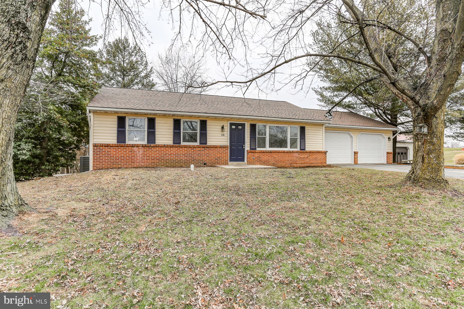 58 Foreman Road Elizabethtown, PA 17022 - Photo 2 of 31 a front view of house with yard and trees around