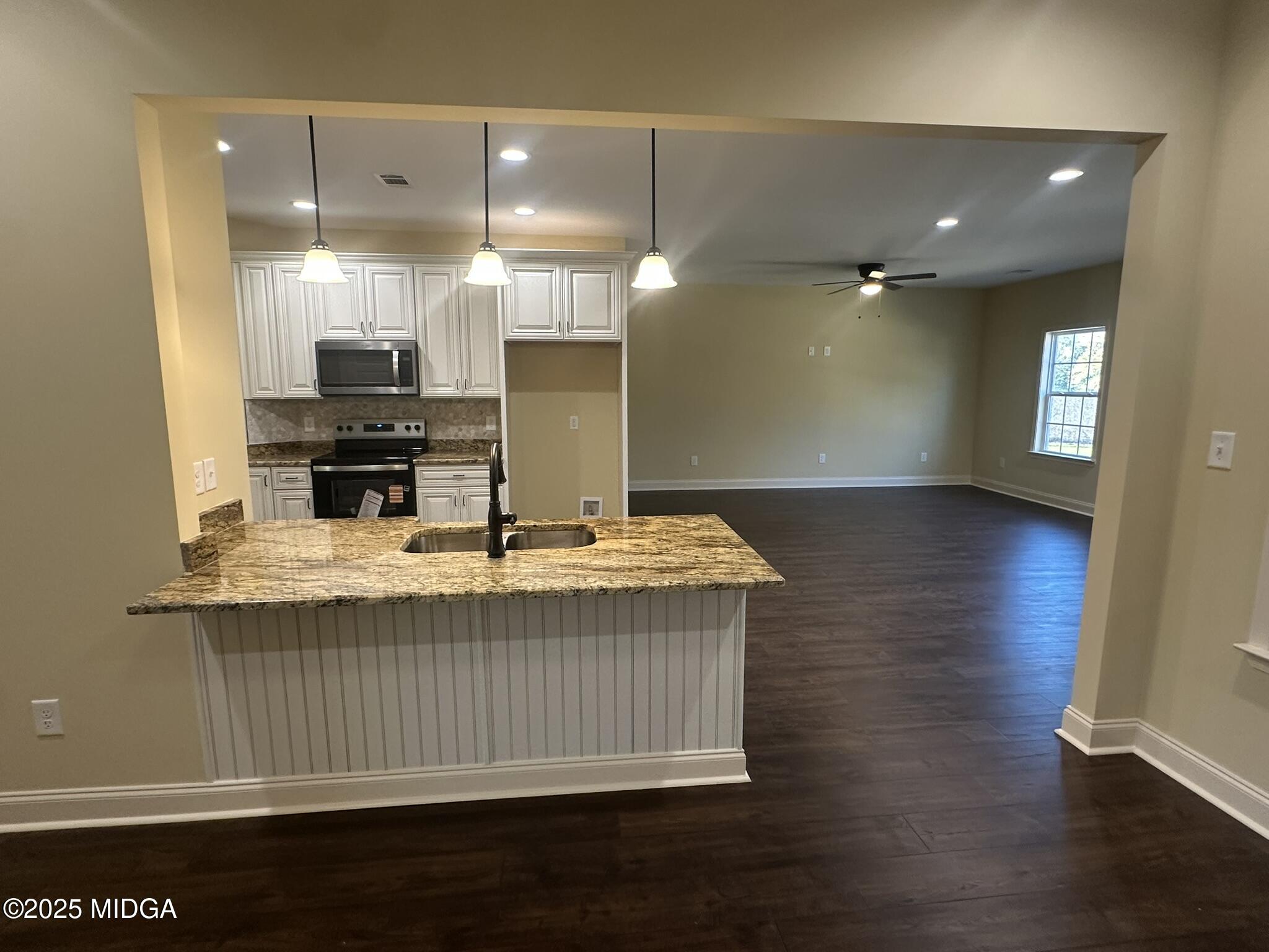 201 Liberty Trace Macon, GA 31216 - Photo 7 of 24 breakfast-kitchen
