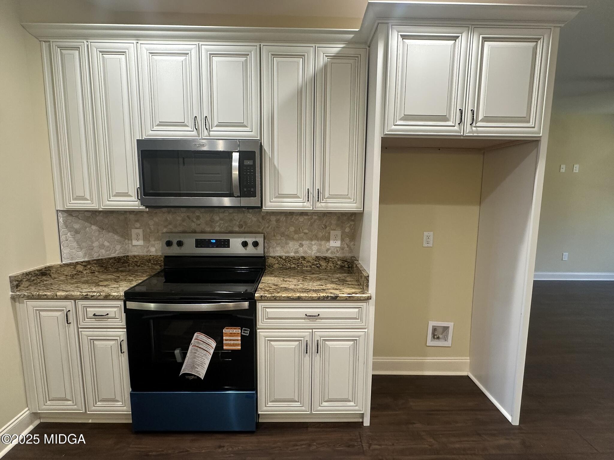 201 Liberty Trace Macon, GA 31216 - Photo 8 of 24 kitchen