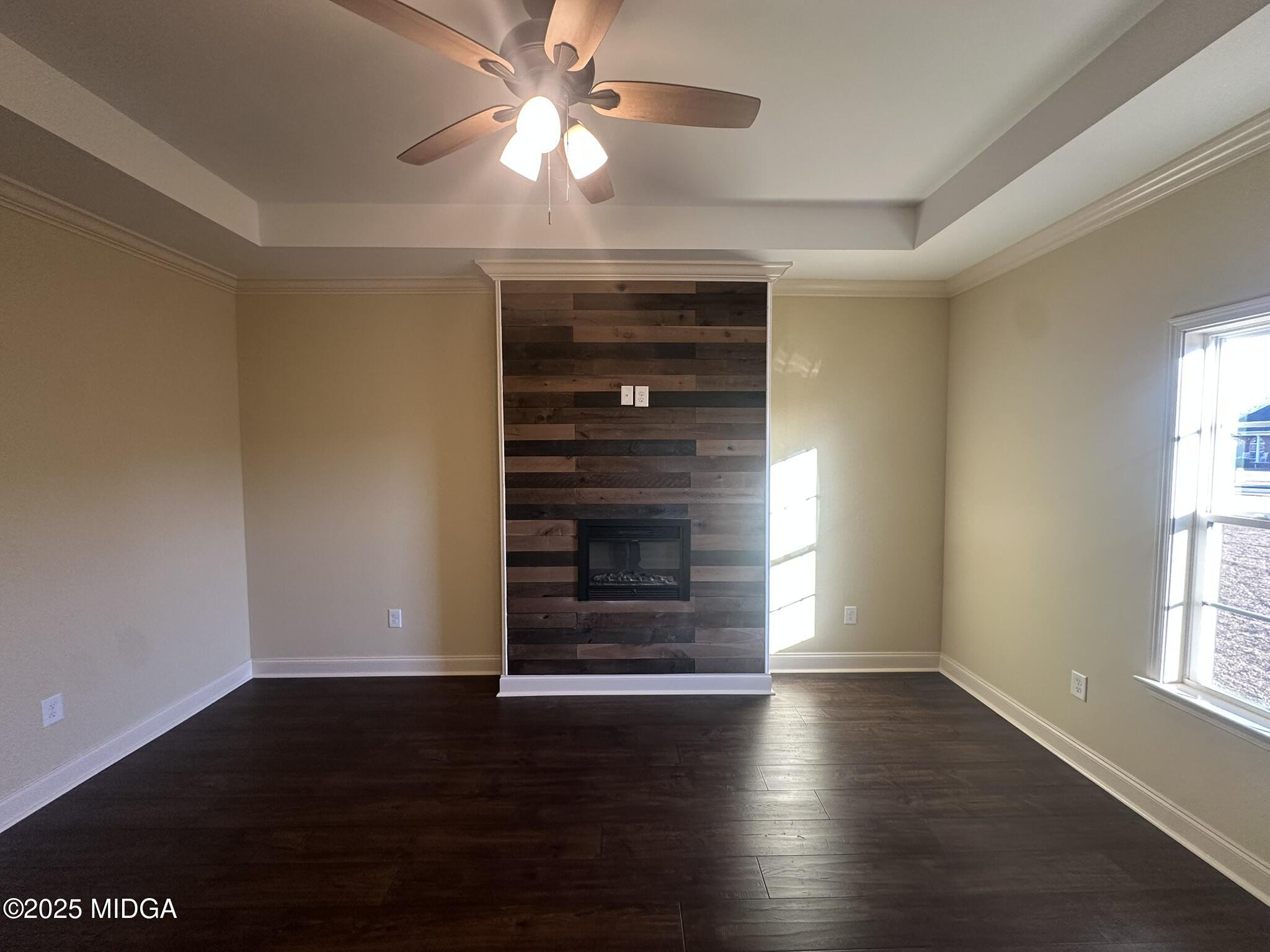 201 Liberty Trace Macon, GA 31216 - Photo 9 of 24 living room