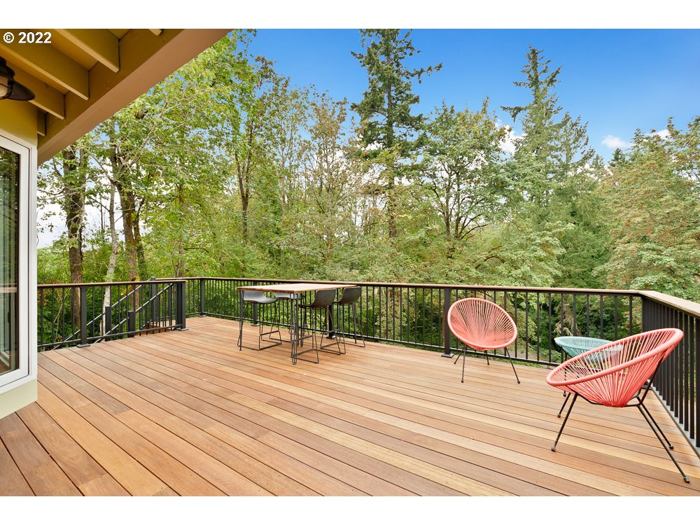 11030 Northwest Reeves Street Portland, OR 97229 - Photo 25 of 32 Gallery Image 25
