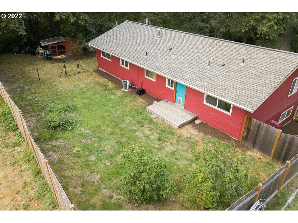 11030 Northwest Reeves Street Portland, OR 97229 - Photo 28 of 32 Gallery Image 28