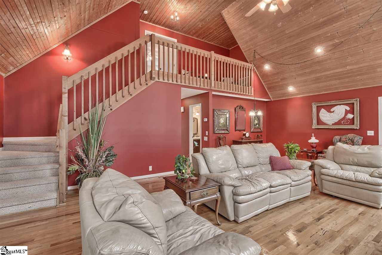 241 Riverlake Road Fair Play, SC 29643 - Photo 4 of 36 Gallery Image 4