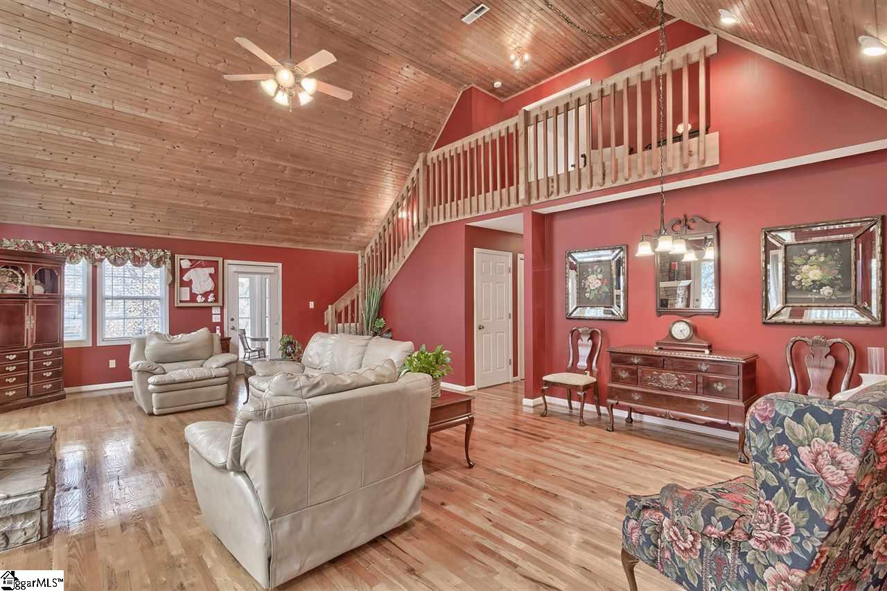 241 Riverlake Road Fair Play, SC 29643 - Photo 6 of 36 Gallery Image 6