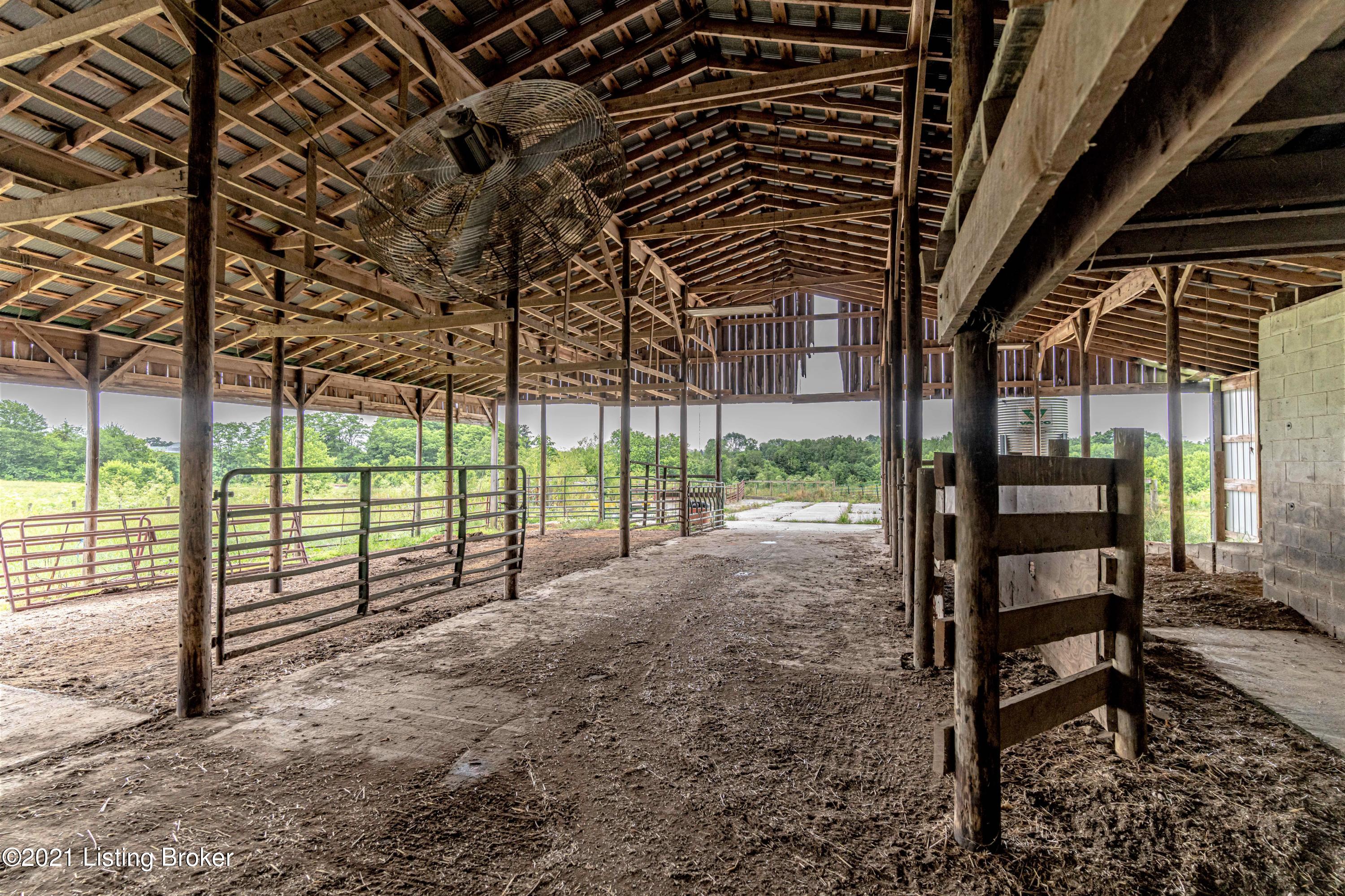 6843 Vigo Road Bagdad, KY 40003 - Photo 42 of 50 Barn Inside