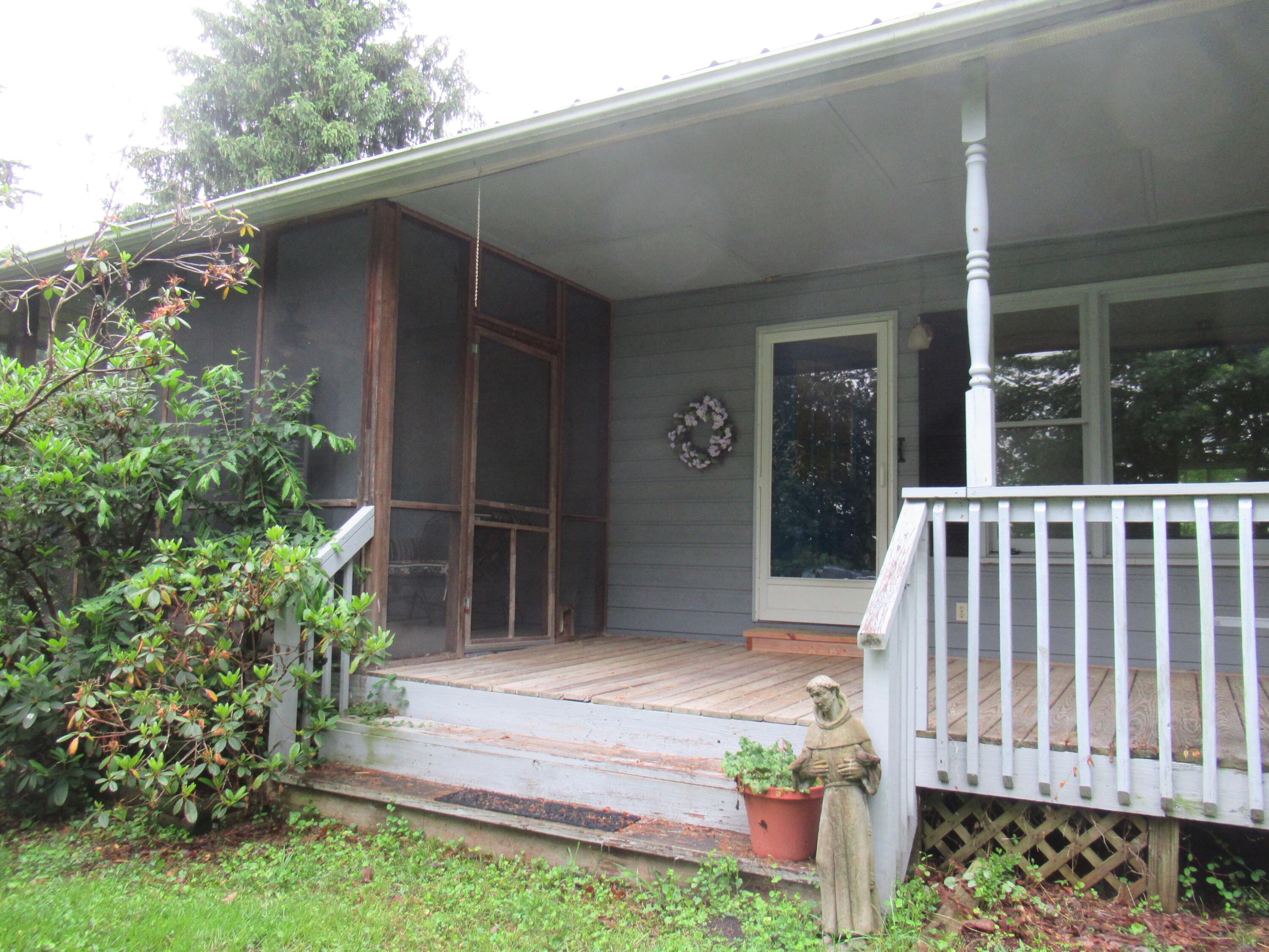336 Oak Hills Road Mosheim, TN 37818 - Photo 3 of 58 33651