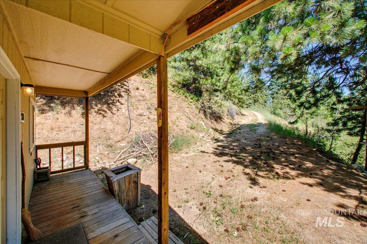 221 Tollgate Road Boise, ID 83716 - Photo 17 of 32 View of deck