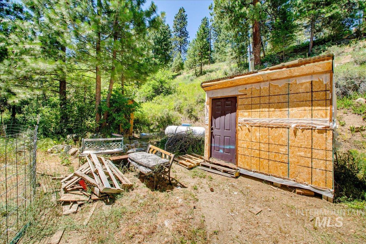 221 Tollgate Road Boise, ID 83716 - Photo 27 of 32 View of yard