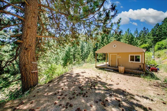 $169,900 | 221 Tollgate Road, Boise, ID 83716