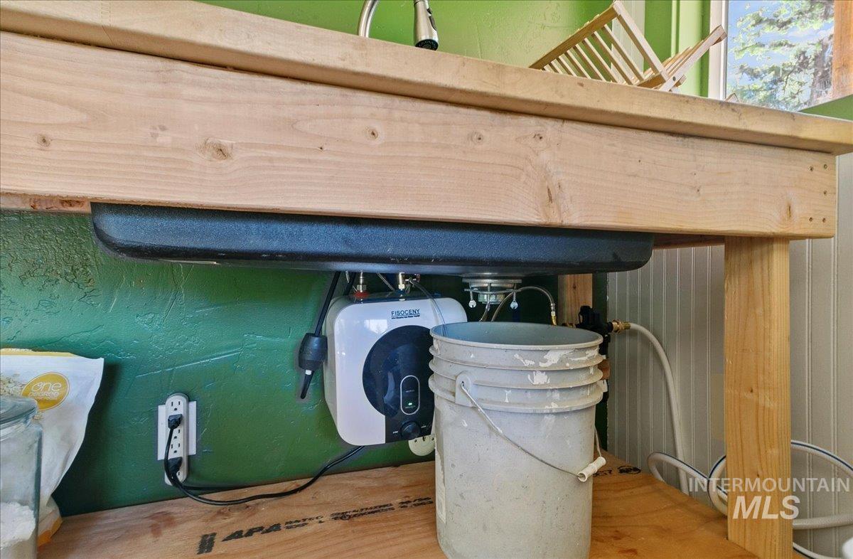 221 Tollgate Road Boise, ID 83716 - Photo 8 of 32 Detailed view