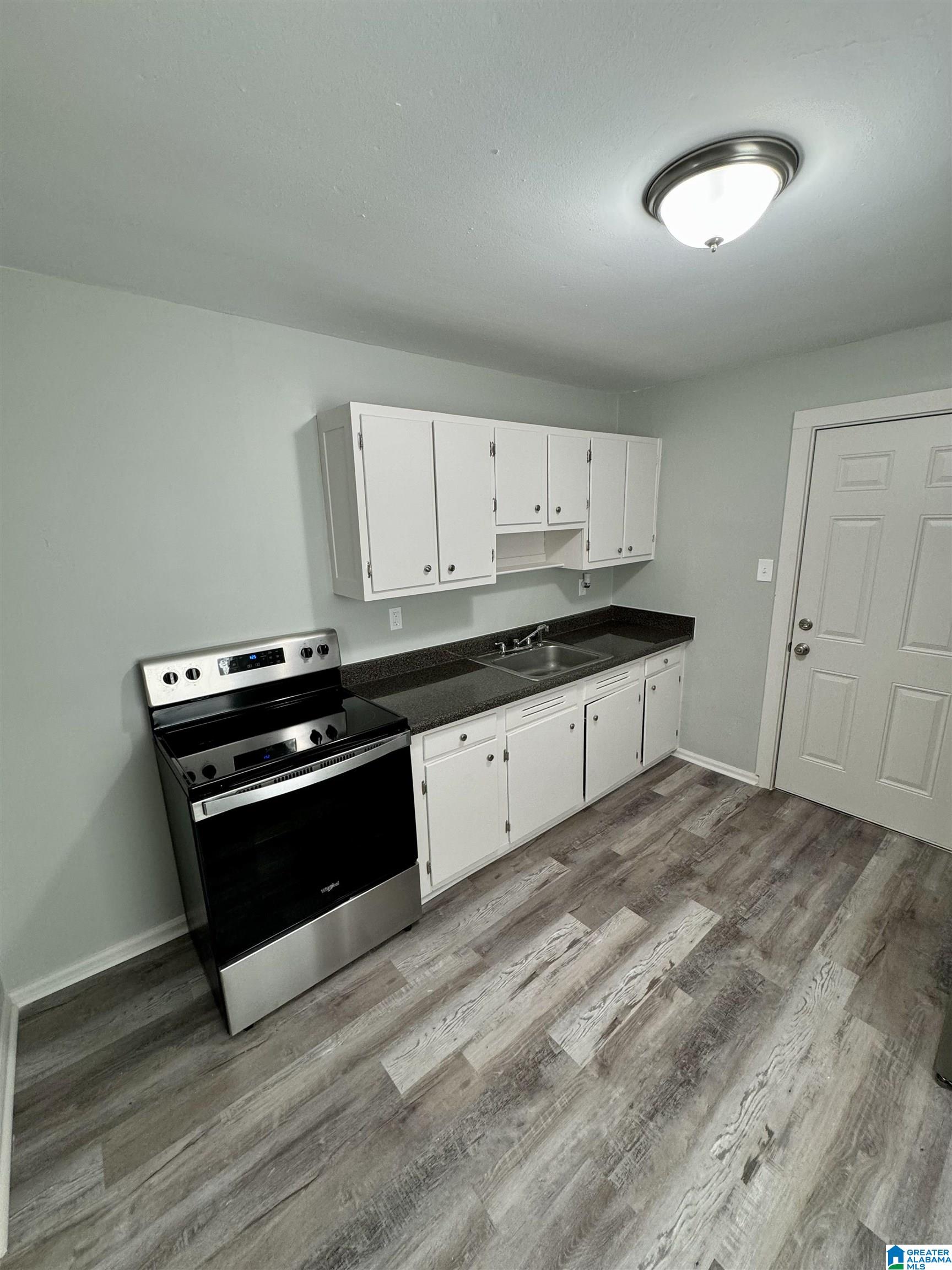 2031 South Center Street Birmingham, AL 35205 - Photo 6 of 10