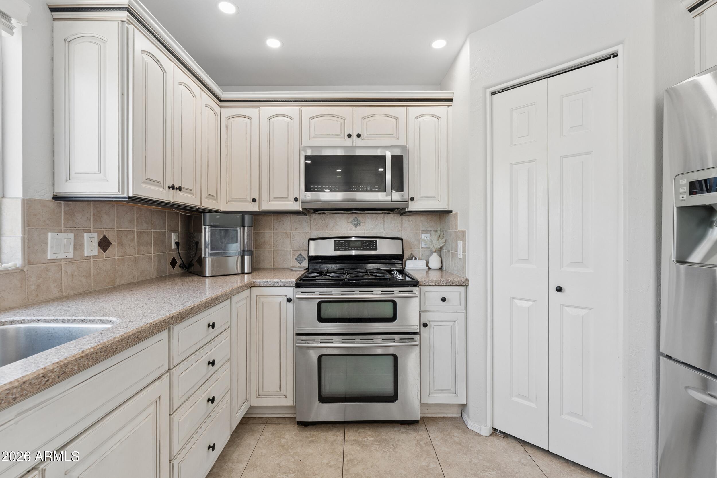 6650 East Rhodes Street Mesa, AZ 85215 - Photo 19 of 50 16_dsc01033