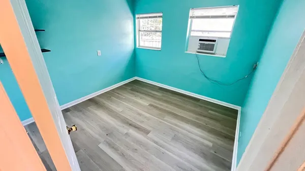 $1,500 | 630 North Federal Highway, Unit 2, Lake Worth Beach, FL 33460