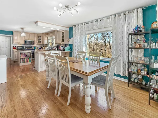 $529,900 | 897 Tomahawk Drive, Oregon, IL 61061