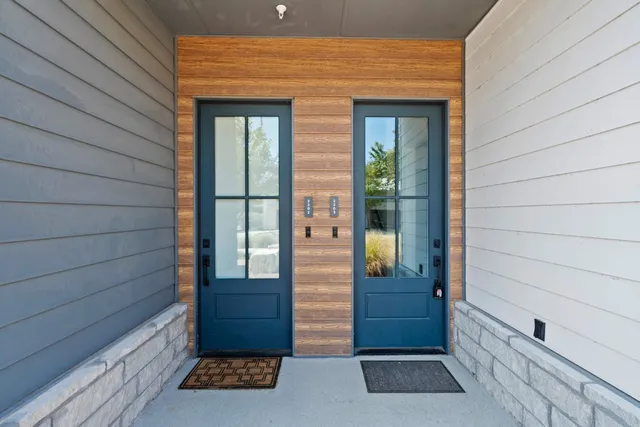 a view of entrance door of the house
