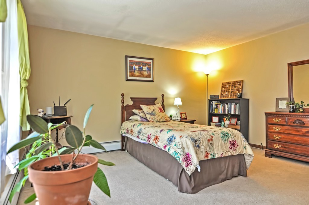 69 Fowler Road Northbridge, MA 01534 - Photo 18 of 30