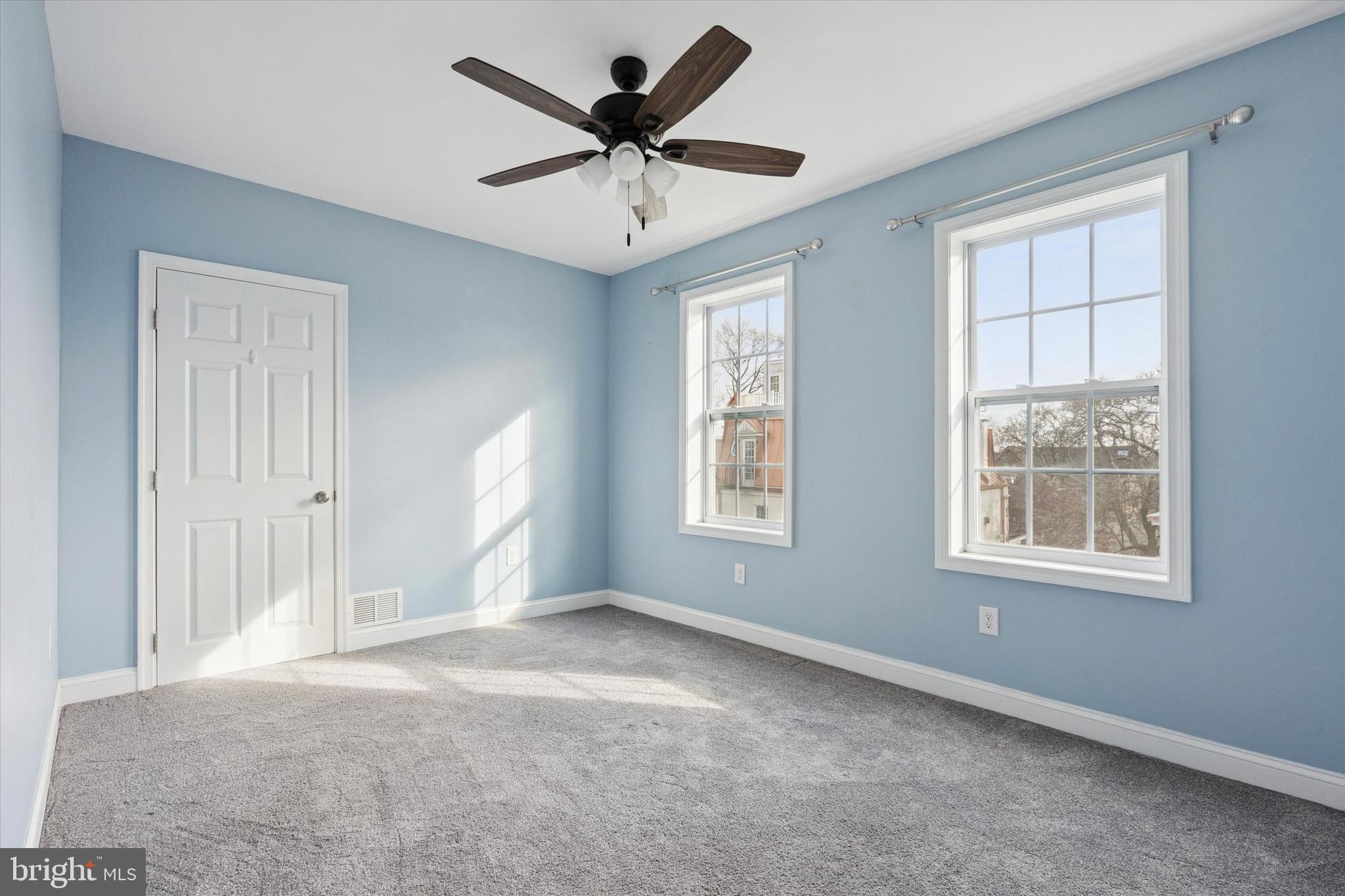 238 Kalos Street Philadelphia, PA 19128 - Photo 13 of 25