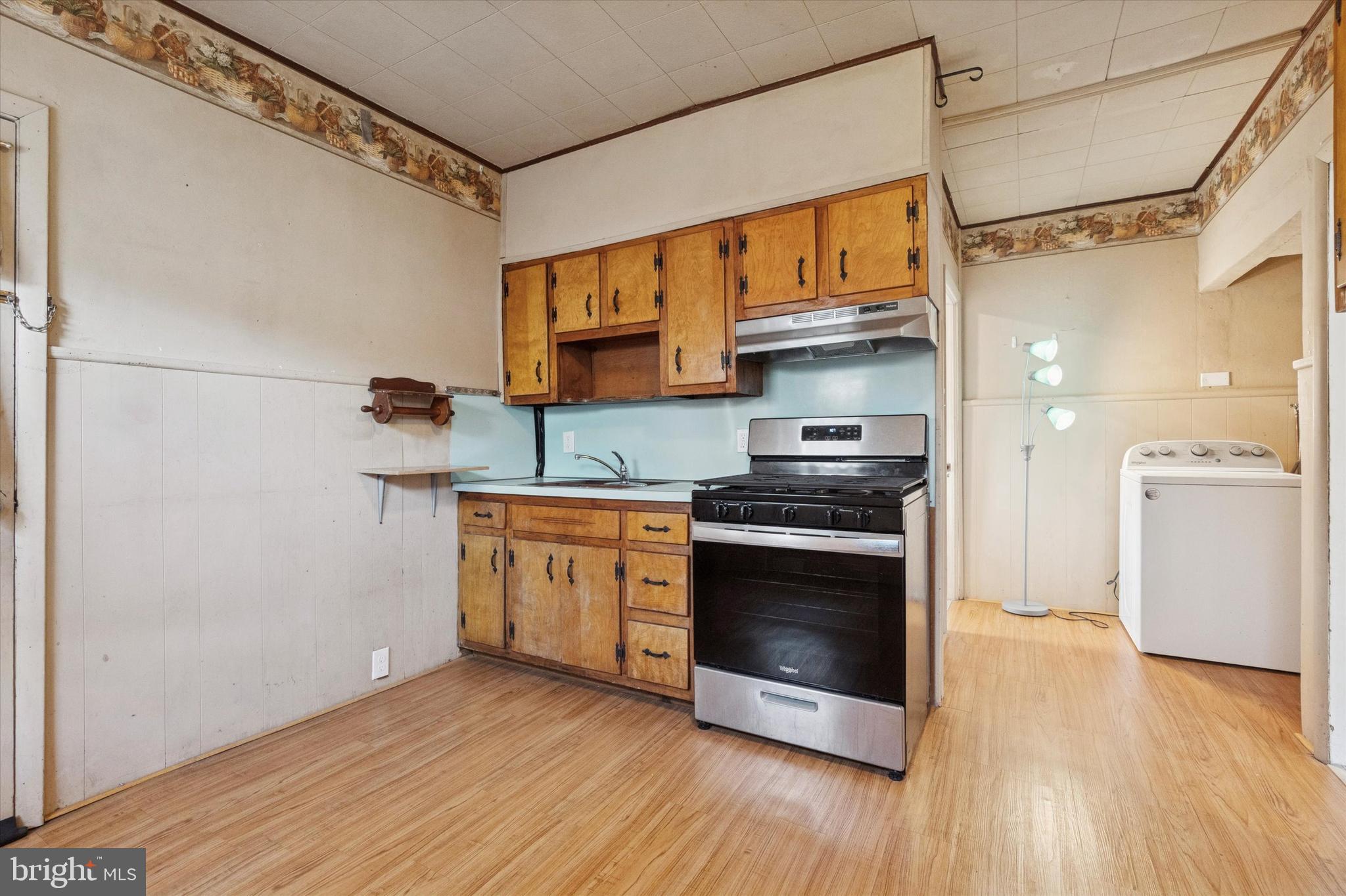 238 Kalos Street Philadelphia, PA 19128 - Photo 9 of 25