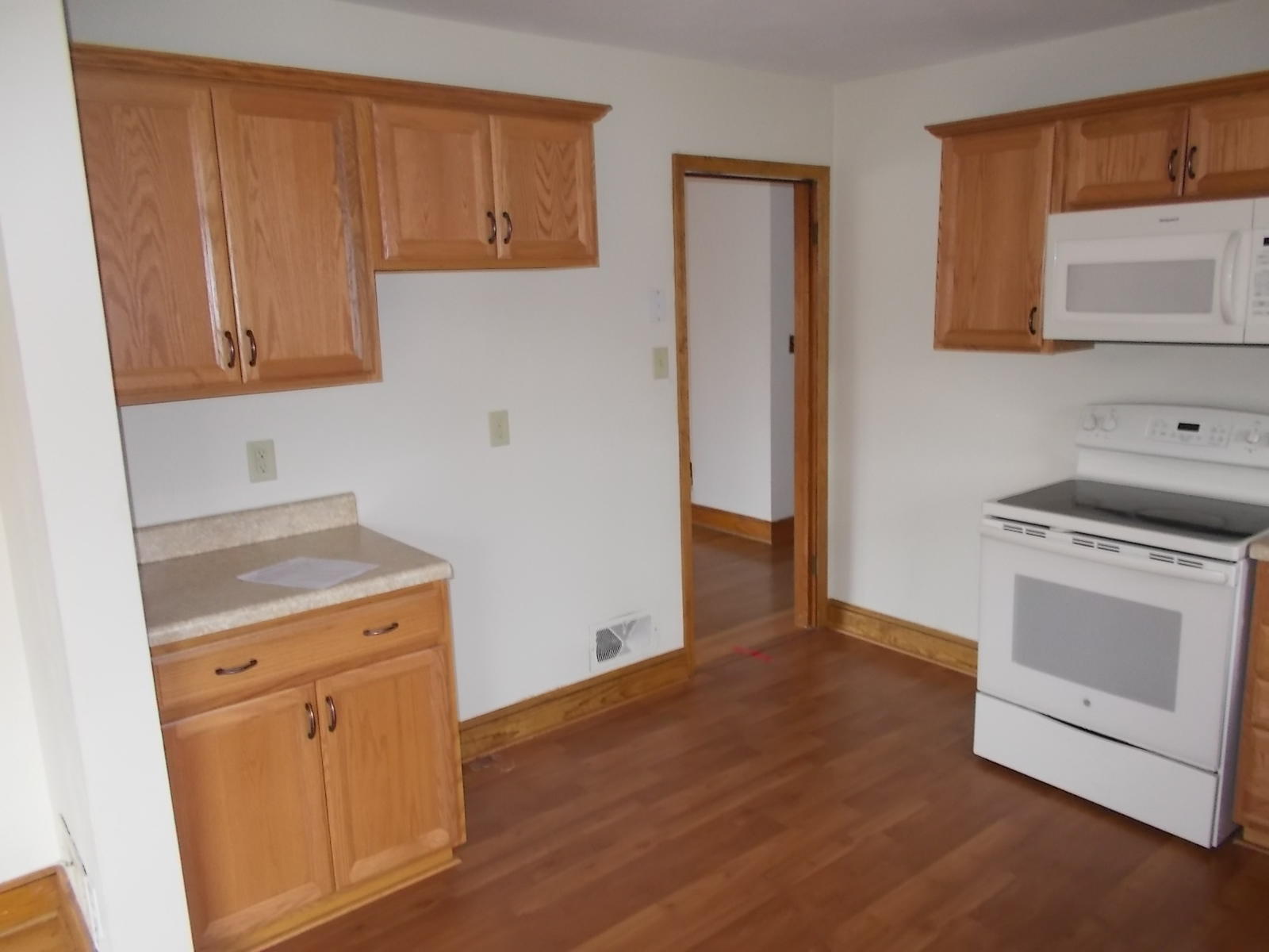 4626 Elva Road Northwest Roanoke, VA 24017 - Photo 11 of 23 DSCN8047