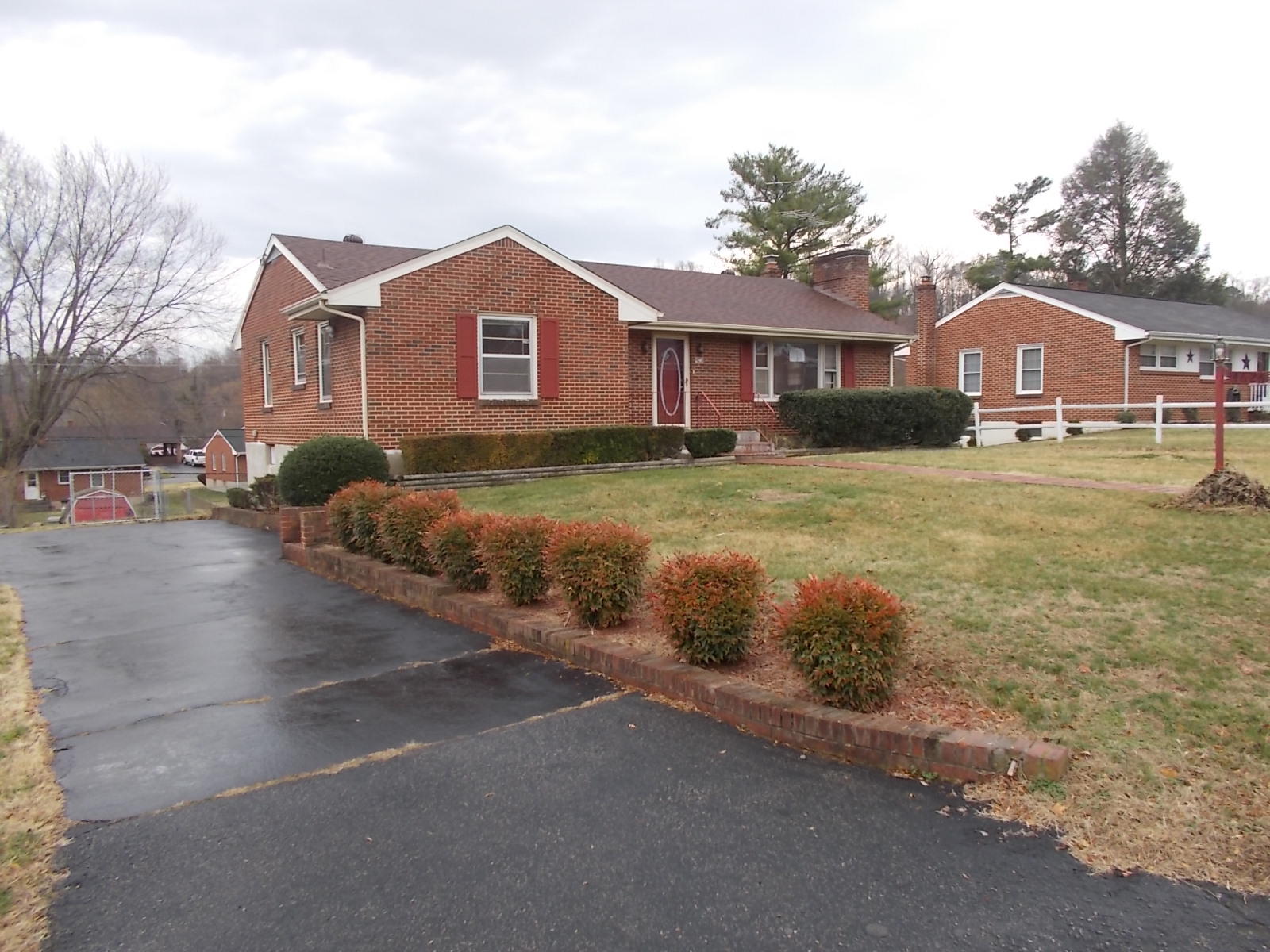 4626 Elva Road Northwest Roanoke, VA 24017 - Photo 6 of 23 DSCN8067