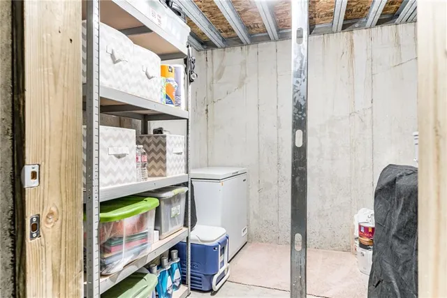 $437,500 | 14514 Eastern Court, Grandview, MO 64030