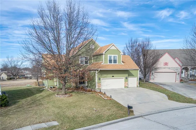 $437,500 | 14514 Eastern Court, Grandview, MO 64030