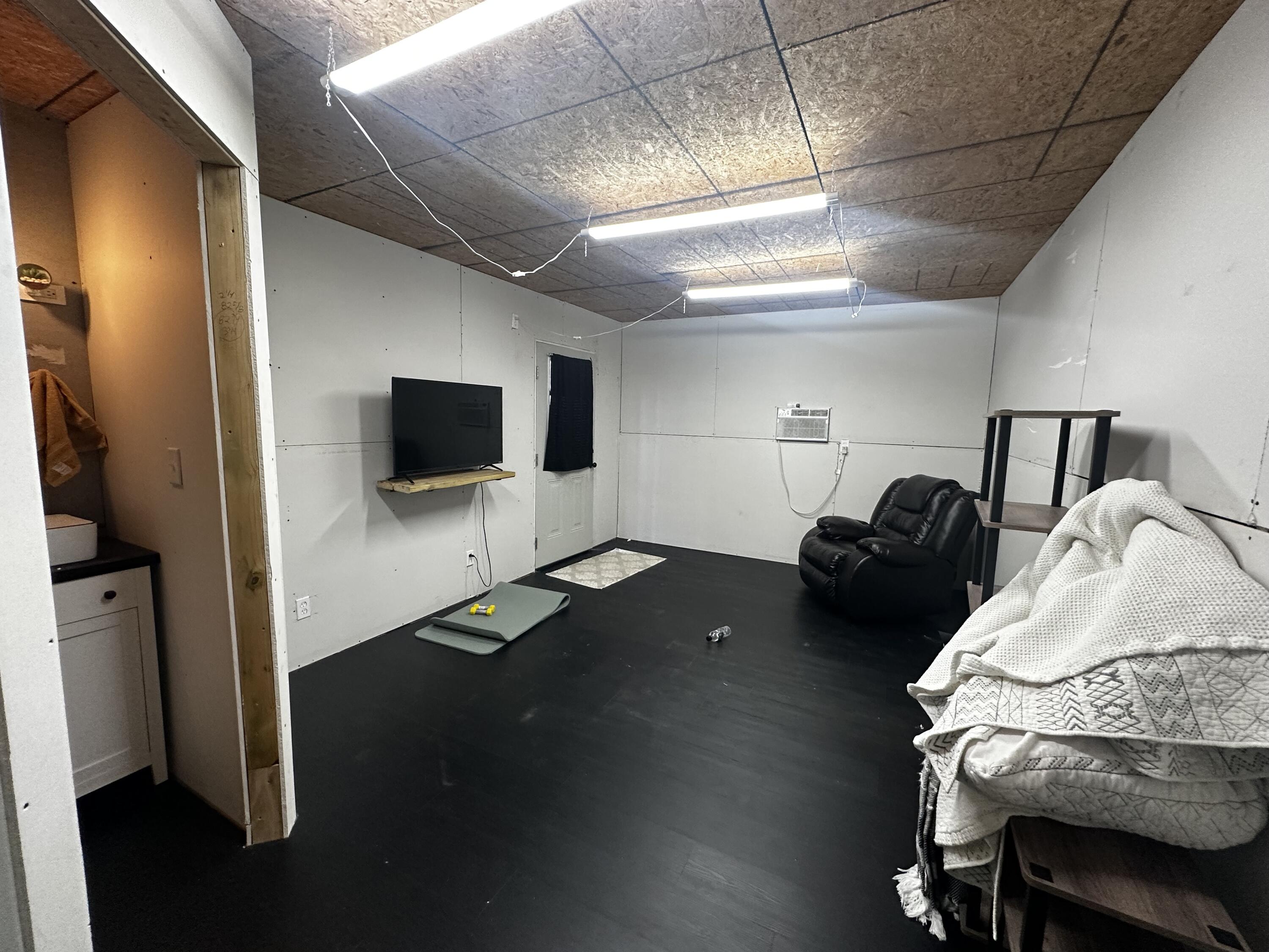 3508 Oak Hill Church Road Millen, GA 30442 - Photo 30 of 32 Inside ADU