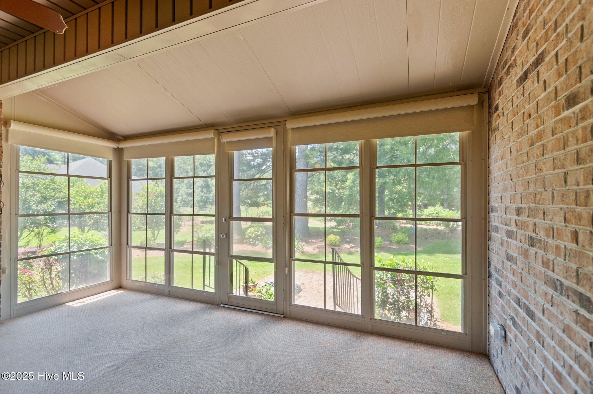 100 St Johns Court Chocowinity, NC 27817 - Photo 25 of 58 Sunroom