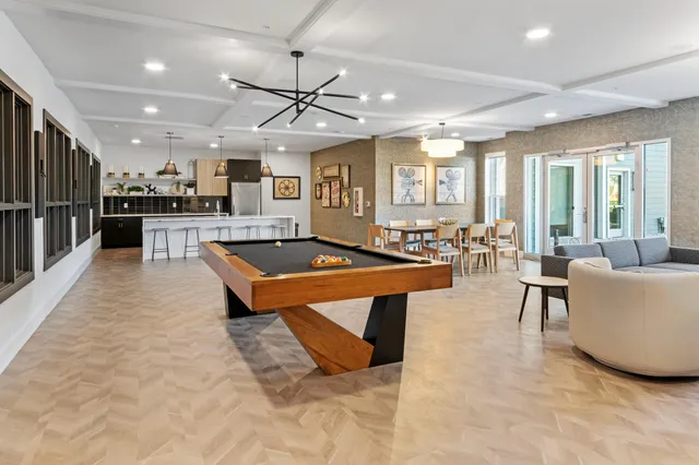 $2,071 | 5945 6th Avenue, Unit 307, Kenosha, WI 53140