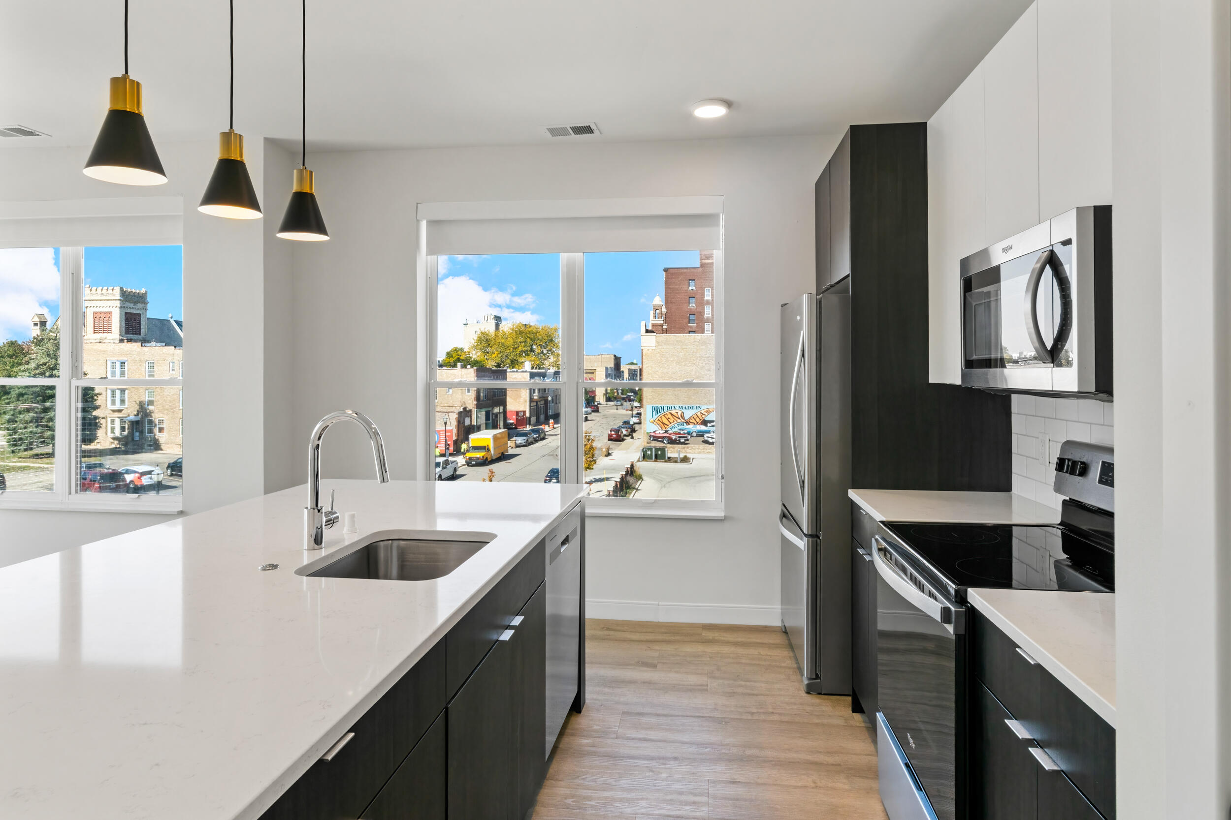 5945 6th Avenue, Unit 307 Kenosha, WI 53140 - Photo 3 of 30 17597709263-IMG_0411