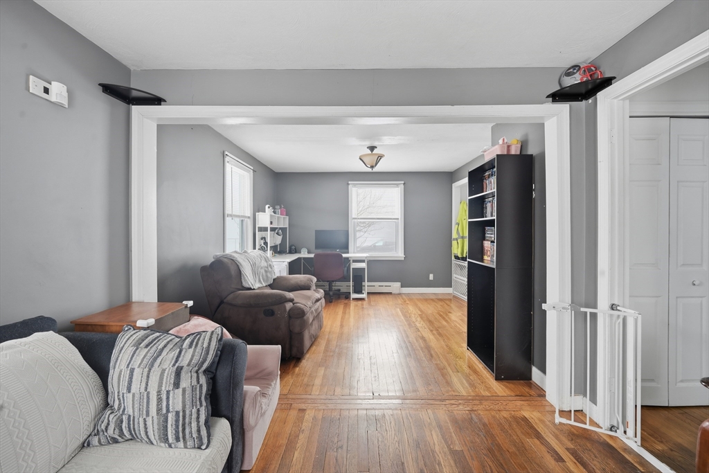 105 Lachine Street Chicopee, MA 01020 - Photo 11 of 22