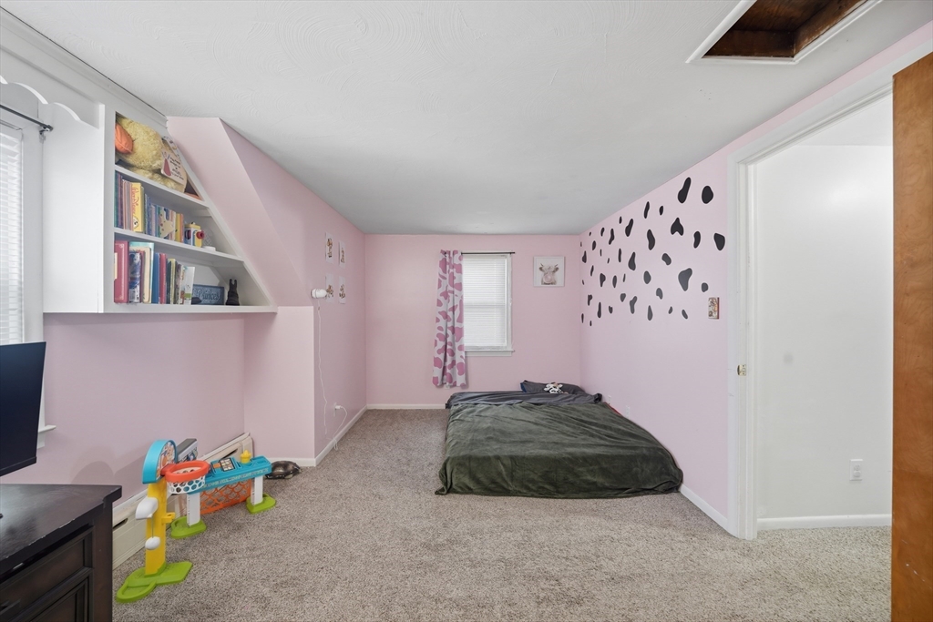 105 Lachine Street Chicopee, MA 01020 - Photo 18 of 22