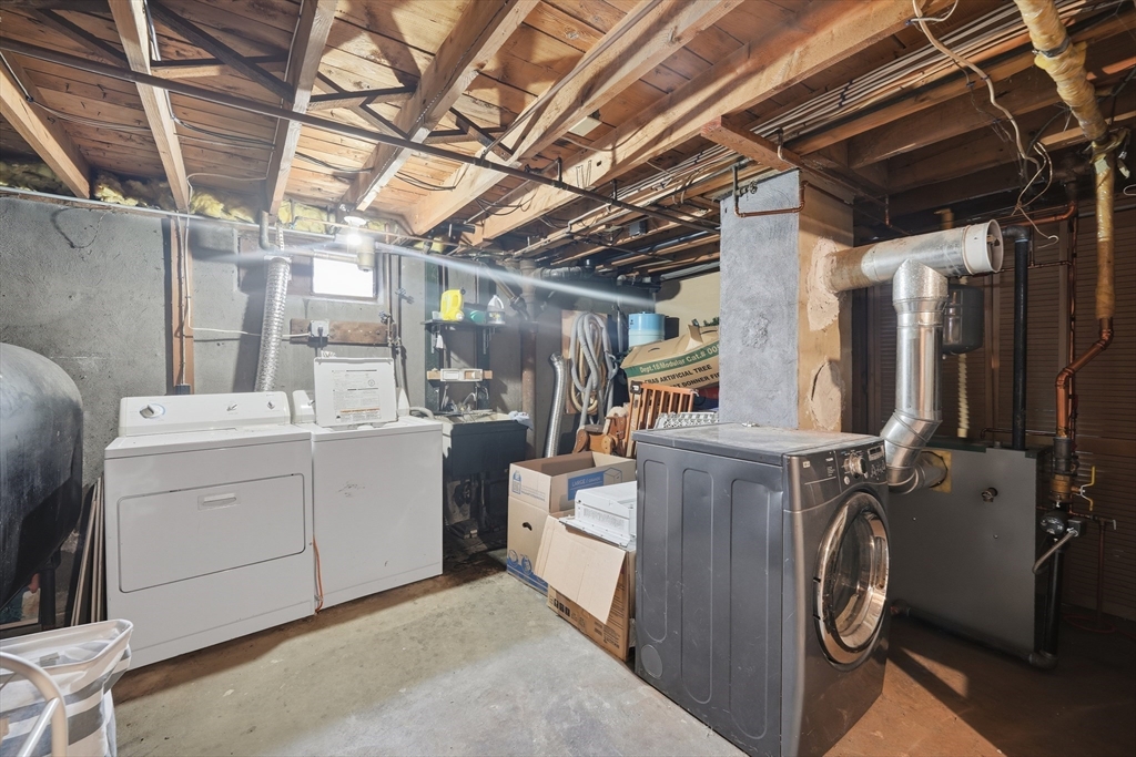 105 Lachine Street Chicopee, MA 01020 - Photo 21 of 22