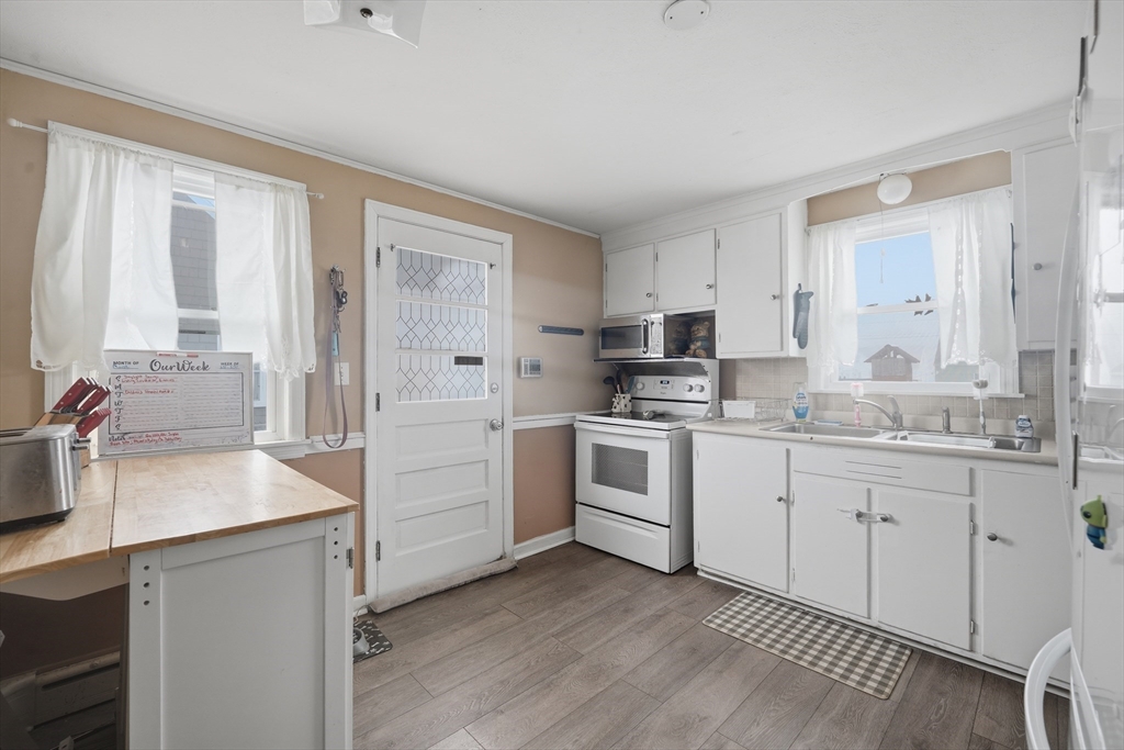 105 Lachine Street Chicopee, MA 01020 - Photo 6 of 22