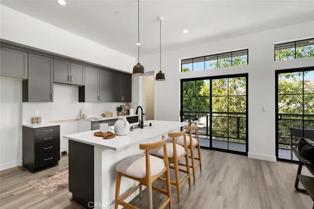 $1,371,800 | 581 Higuera Street, Unit 307, San Luis Obispo, CA 93401